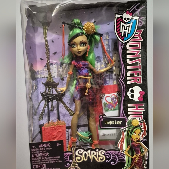 monster high Other - Vintage Monster High Jinafire Long SCARIS Doll IN BOX- Green and Gold